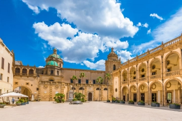 Tour of Mazara del Vallo and its Casbah in the city centre